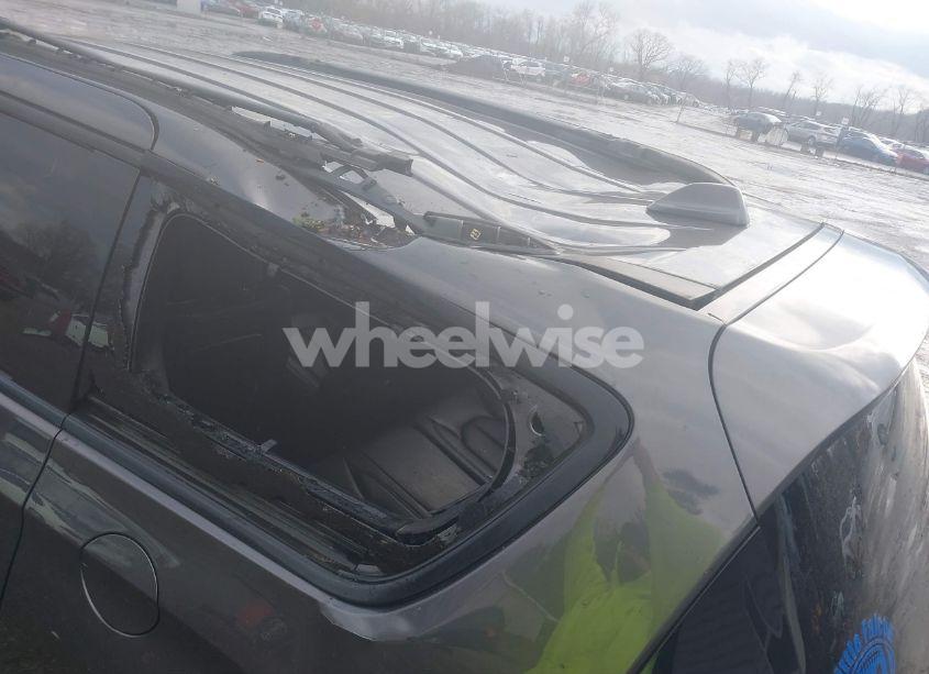 Photo 6 of 2018 Chrysler Pacifica TOURING L (VIN 2C4RC1BG6JR309543)