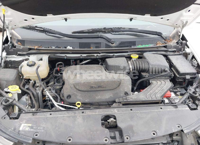 Photo 10 of 2021 Chrysler Pacifica TOURING L (VIN 2C4RC1BG6MR575116)