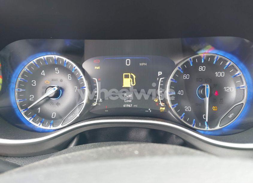 Photo 16 of 2021 Chrysler Pacifica TOURING L (VIN 2C4RC1BG6MR575116)