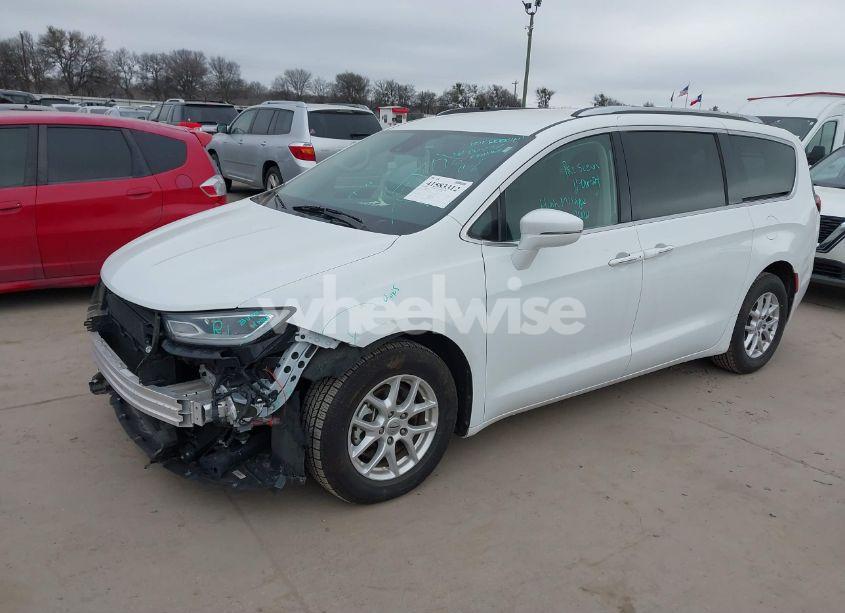 Photo 2 of 2021 Chrysler Pacifica TOURING L (VIN 2C4RC1BG6MR575116)