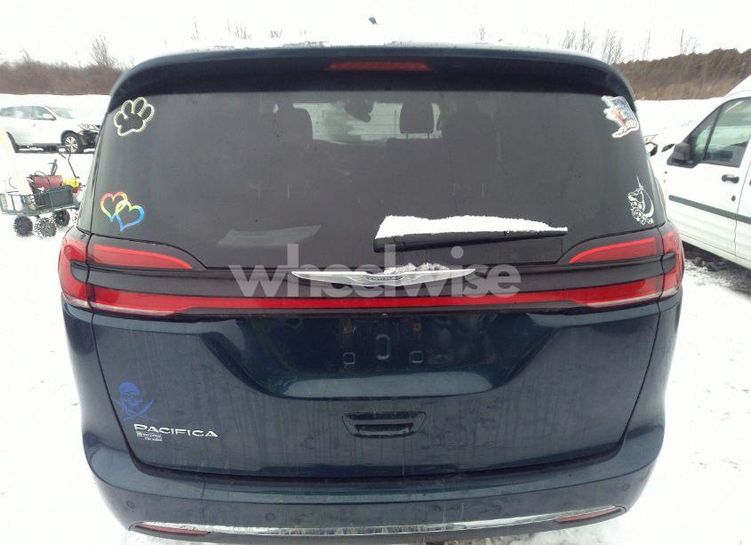 Photo 16 of 2021 Chrysler Pacifica TOURING L (VIN 2C4RC1BG6MR598542)