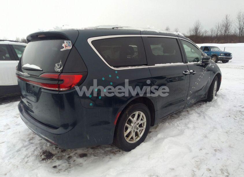Photo 4 of 2021 Chrysler Pacifica TOURING L (VIN 2C4RC1BG6MR598542)