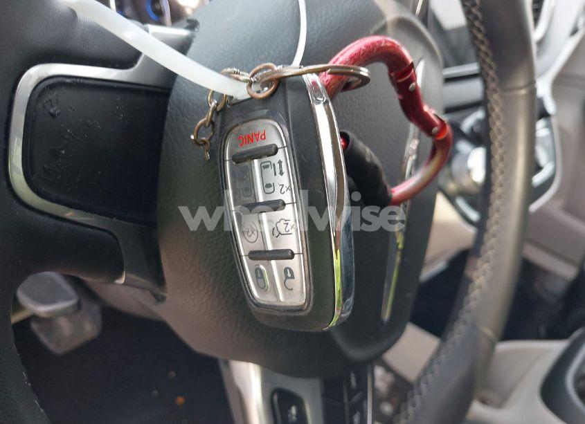 Photo 11 of 2022 Chrysler Pacifica TOURING L (VIN 2C4RC1BG6NR122115)