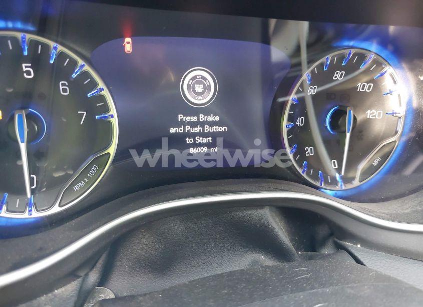 Photo 7 of 2022 Chrysler Pacifica TOURING L (VIN 2C4RC1BG6NR122115)