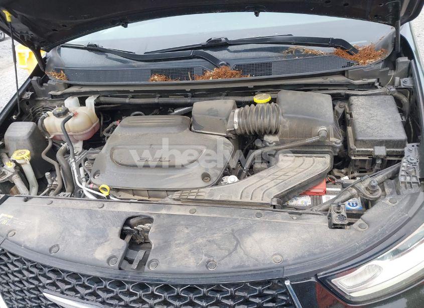 Photo 10 of 2022 Chrysler Pacifica TOURING L (VIN 2C4RC1BG6NR128979)