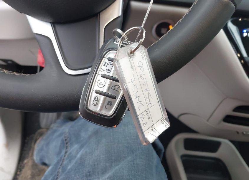 Photo 11 of 2022 Chrysler Pacifica TOURING L (VIN 2C4RC1BG6NR177034)