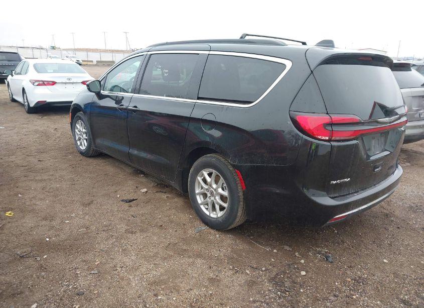 Photo 3 of 2022 Chrysler Pacifica TOURING L (VIN 2C4RC1BG6NR177034)