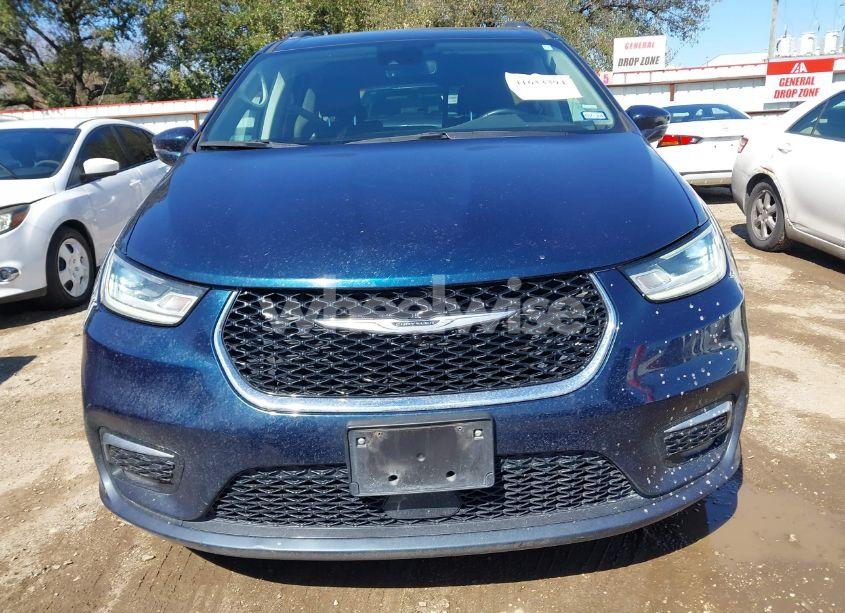 Photo 12 of 2022 Chrysler Pacifica TOURING L (VIN 2C4RC1BG6NR182203)