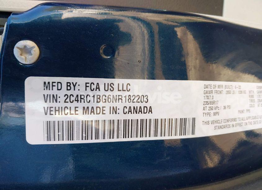 Photo 9 of 2022 Chrysler Pacifica TOURING L (VIN 2C4RC1BG6NR182203)