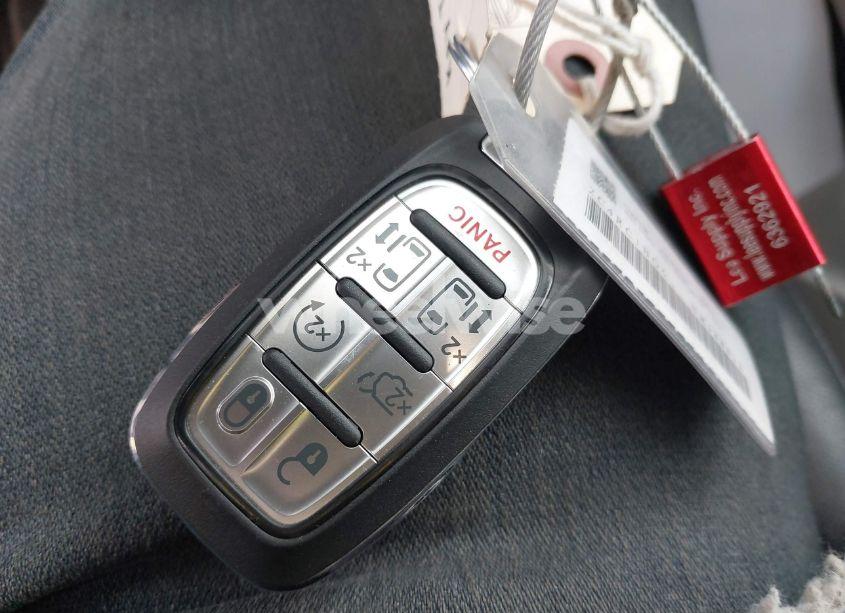 Photo 11 of 2022 Chrysler Pacifica TOURING L (VIN 2C4RC1BG6NR188812)