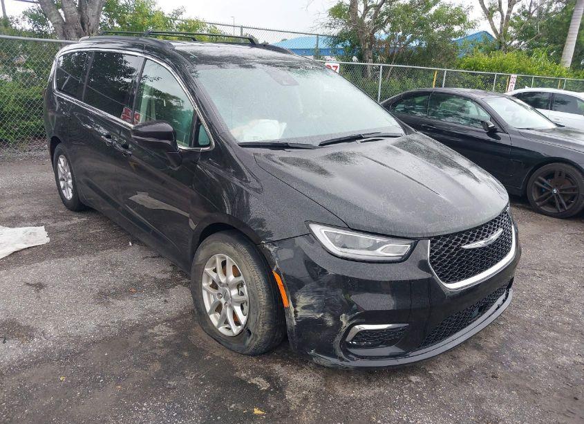 2022 Chrysler Pacifica TOURING L (VIN 2C4RC1BG6NR190222) main photo