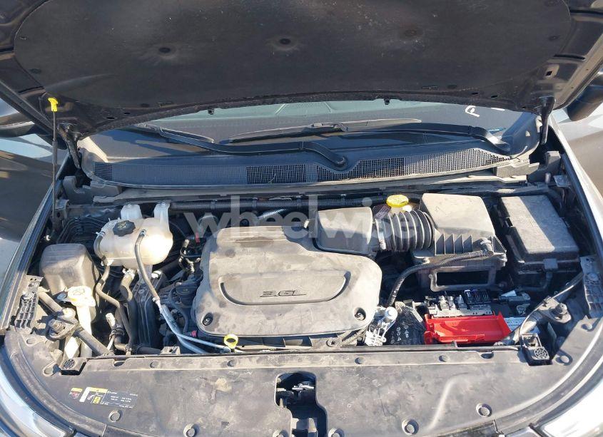 Photo 10 of 2023 Chrysler Pacifica TOURING L (VIN 2C4RC1BG6PR514644)