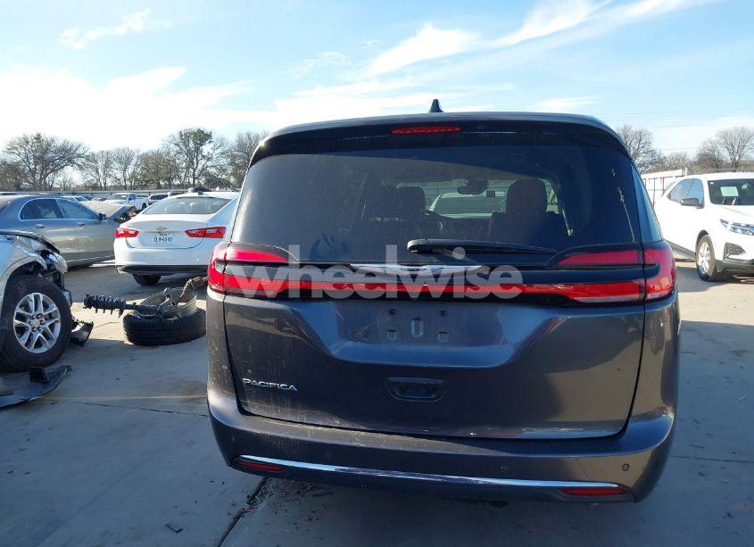 Photo 17 of 2023 Chrysler Pacifica TOURING L (VIN 2C4RC1BG6PR514644)