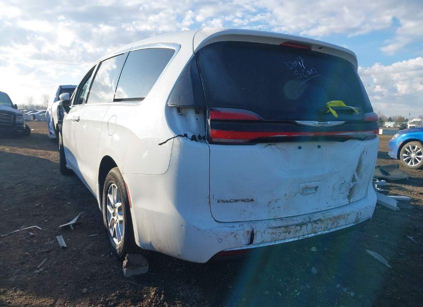 Photo 3 of 2023 Chrysler Pacifica TOURING L (VIN 2C4RC1BG6PR549460)