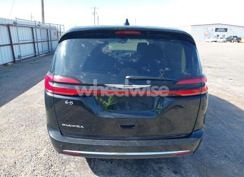 Photo 16 of 2023 Chrysler Pacifica TOURING L (VIN 2C4RC1BG6PR627199)