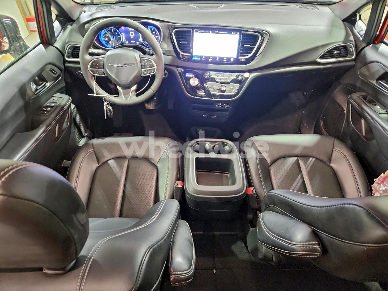 Photo 8 of 2025 CHRYSLER PACIFICA SELECT (VIN 2C4RC1BG6SR532313)