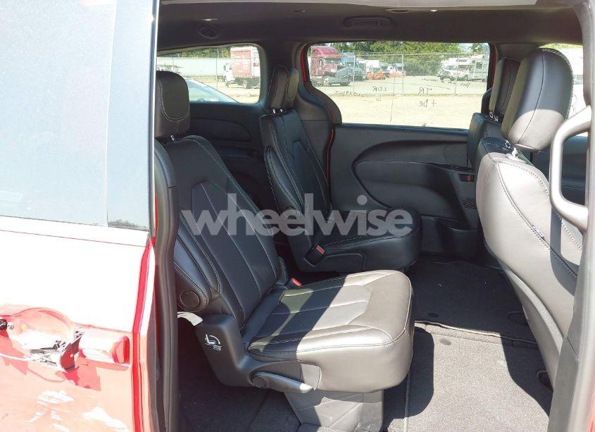 Photo 8 of 2025 Chrysler Pacifica SELECT (VIN 2C4RC1BG6SR554960)