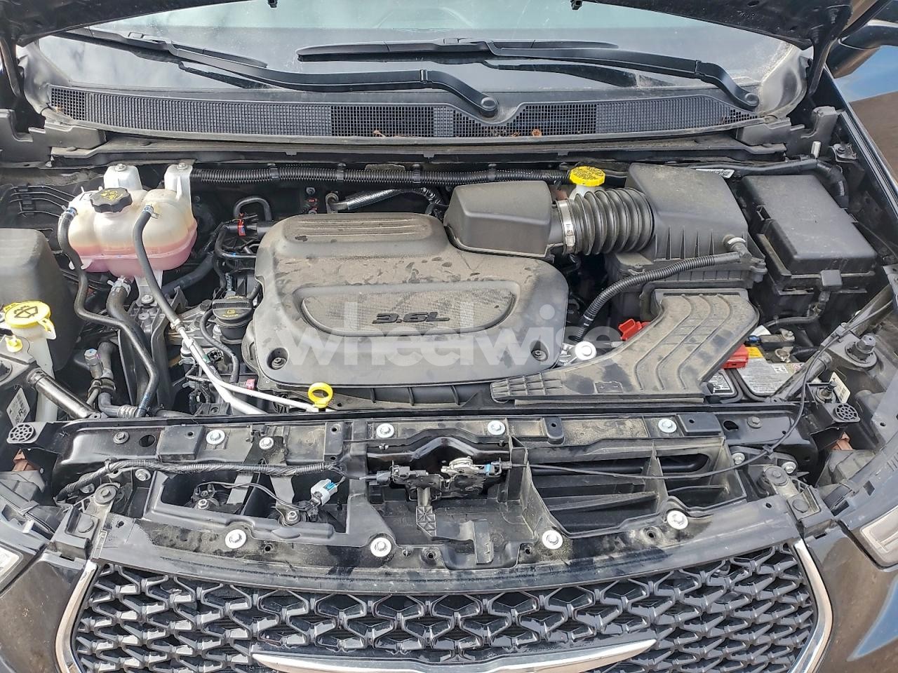 Photo 12 of 2025 CHRYSLER PACIFICA SELECT (VIN 2C4RC1BG6SR555333)