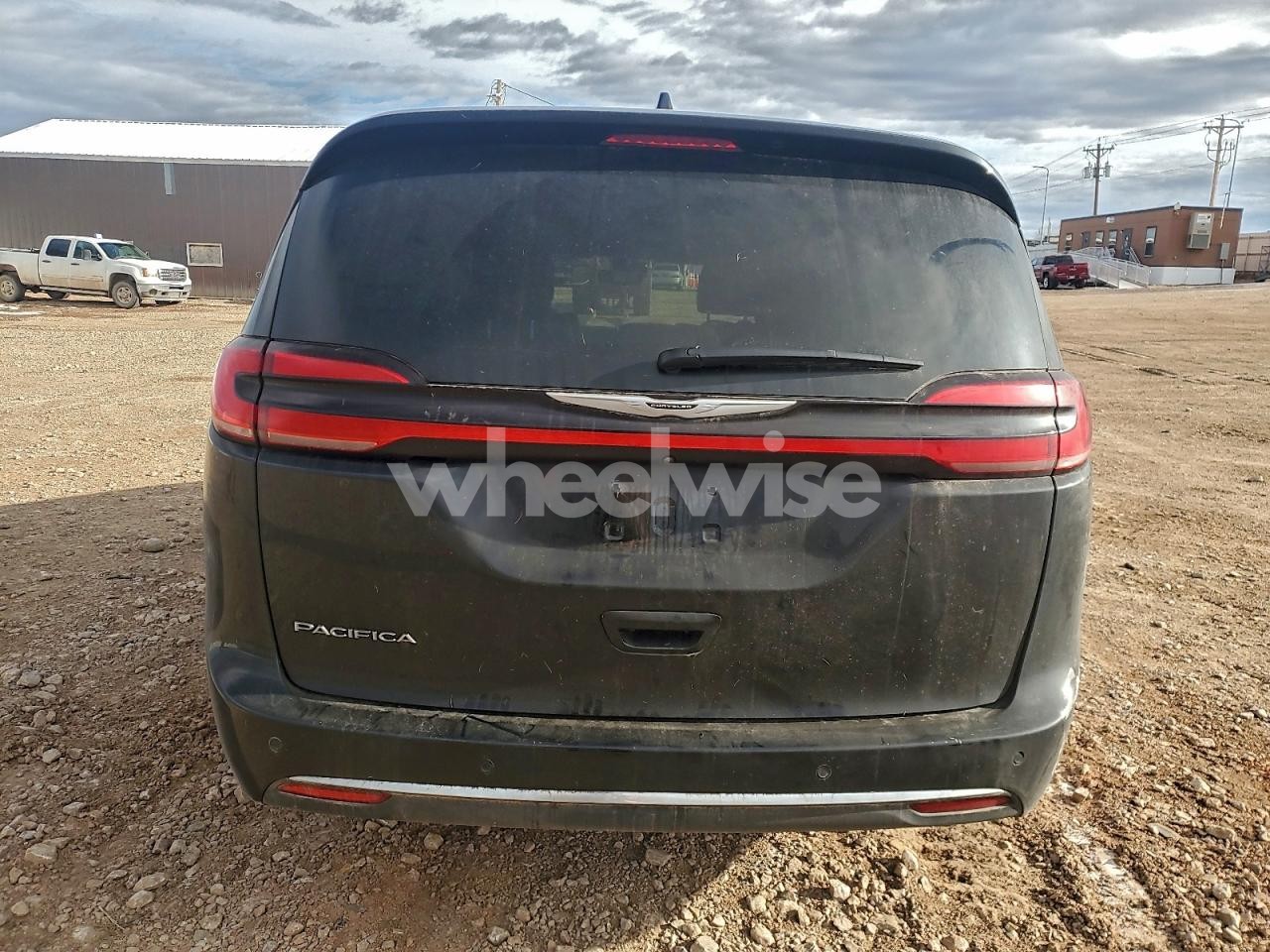 Photo 6 of 2025 CHRYSLER PACIFICA SELECT (VIN 2C4RC1BG6SR555333)