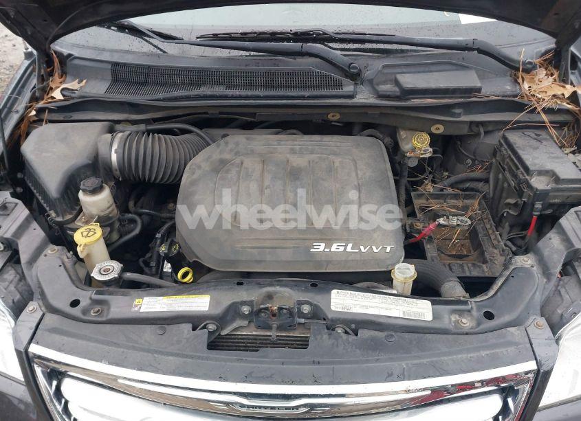 Photo 10 of 2012 Chrysler Town & COUNTRY TOURING (VIN 2C4RC1BG7CR132956)