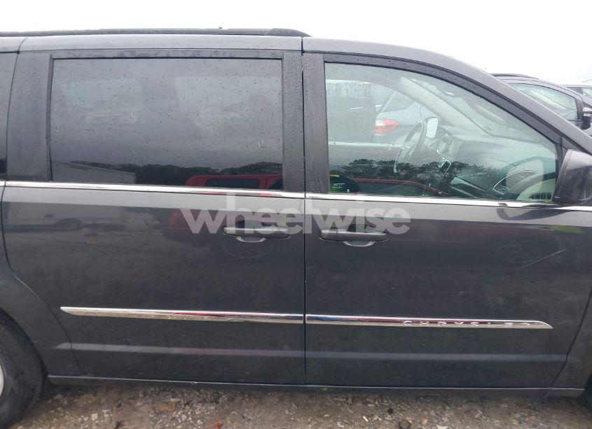 Photo 13 of 2012 Chrysler Town & COUNTRY TOURING (VIN 2C4RC1BG7CR132956)