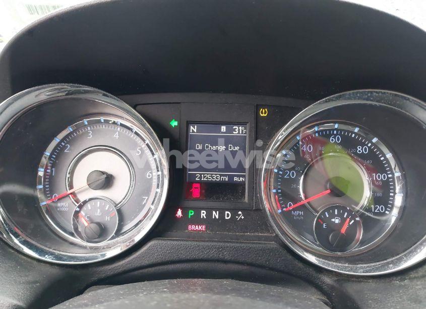 Photo 7 of 2012 Chrysler Town & COUNTRY TOURING (VIN 2C4RC1BG7CR132956)