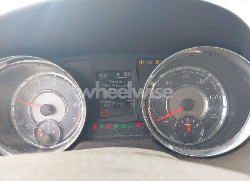 Photo 7 of 2012 Chrysler Town & COUNTRY TOURING (VIN 2C4RC1BG7CR172583)