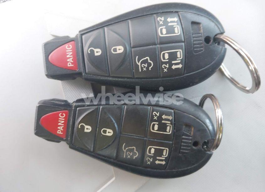 Photo 11 of 2012 Chrysler Town & COUNTRY TOURING (VIN 2C4RC1BG7CR194728)