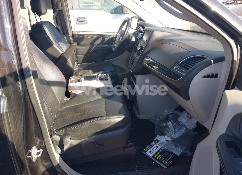 Photo 5 of 2012 Chrysler Town & COUNTRY TOURING (VIN 2C4RC1BG7CR229364)