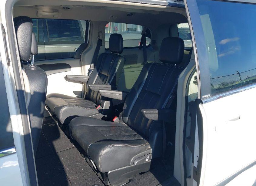 Photo 8 of 2012 Chrysler Town & COUNTRY TOURING (VIN 2C4RC1BG7CR279438)