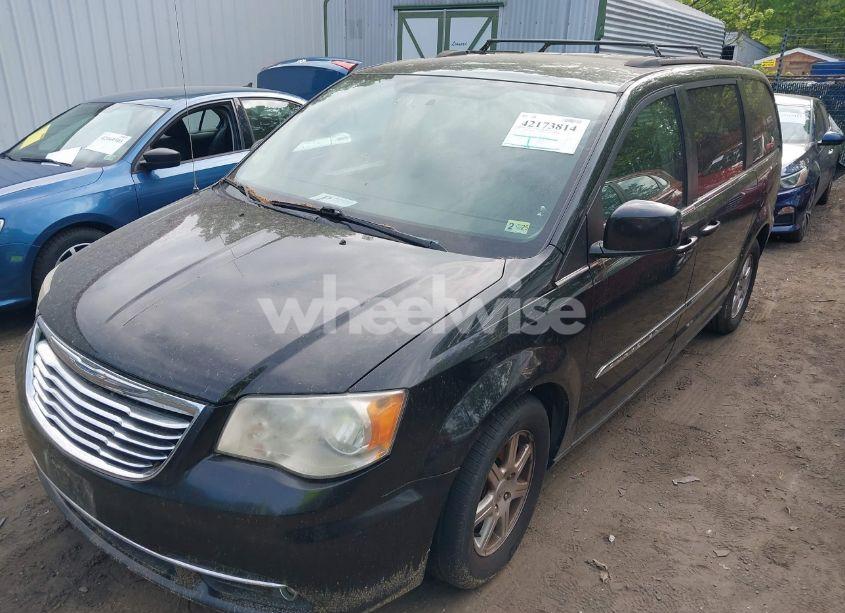 Photo 2 of 2012 Chrysler Town & COUNTRY TOURING (VIN 2C4RC1BG7CR301101)