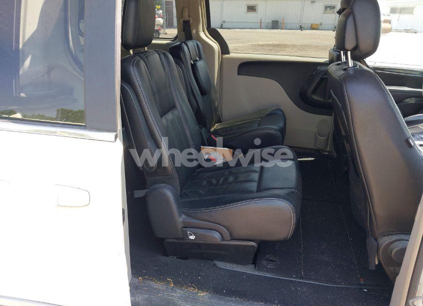 Photo 8 of 2012 Chrysler Town & COUNTRY TOURING (VIN 2C4RC1BG7CR308789)