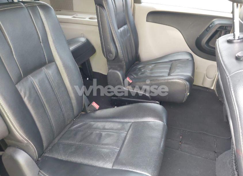 Photo 8 of 2012 Chrysler Town & COUNTRY TOURING (VIN 2C4RC1BG7CR308792)