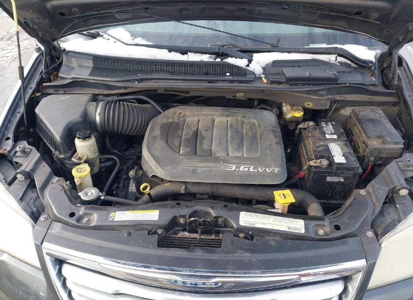 Photo 10 of 2012 Chrysler Town & COUNTRY TOURING (VIN 2C4RC1BG7CR327651)