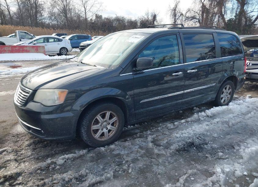 Photo 2 of 2012 Chrysler Town & COUNTRY TOURING (VIN 2C4RC1BG7CR327651)