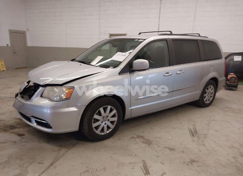 Photo 2 of 2012 Chrysler Town & COUNTRY TOURING (VIN 2C4RC1BG7CR395142)