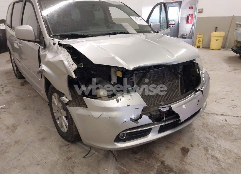 Photo 6 of 2012 Chrysler Town & COUNTRY TOURING (VIN 2C4RC1BG7CR395142)