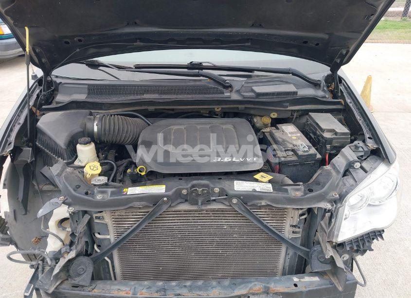 Photo 10 of 2013 Chrysler Town & COUNTRY TOURING (VIN 2C4RC1BG7DR525468)