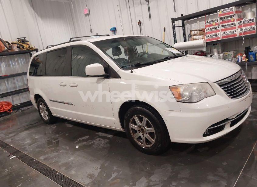 Photo 13 of 2013 Chrysler Town & COUNTRY TOURING (VIN 2C4RC1BG7DR577778)