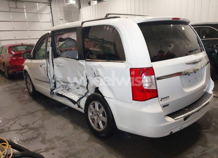 Photo 3 of 2013 Chrysler Town & COUNTRY TOURING (VIN 2C4RC1BG7DR577778)