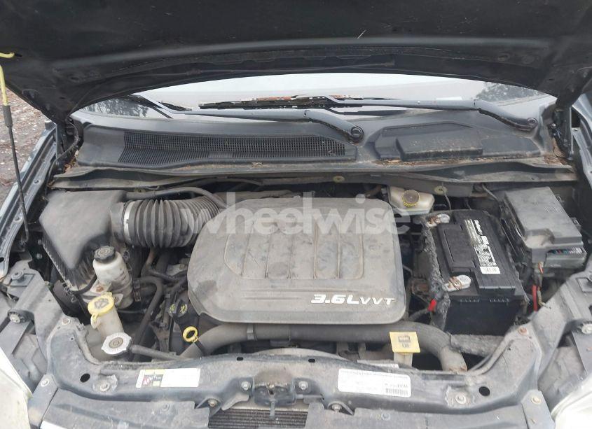 Photo 10 of 2013 Chrysler Town & COUNTRY TOURING (VIN 2C4RC1BG7DR691053)