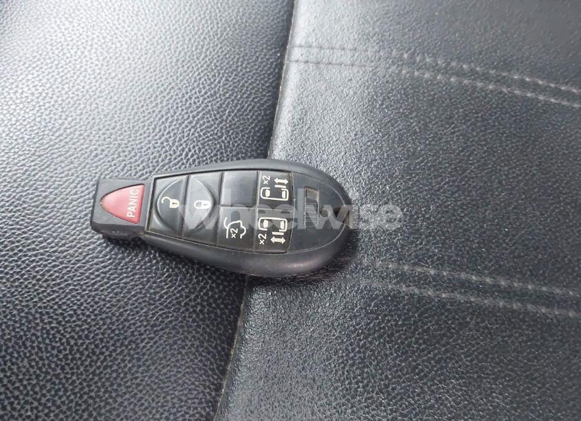 Photo 11 of 2013 Chrysler Town & COUNTRY TOURING (VIN 2C4RC1BG7DR691053)