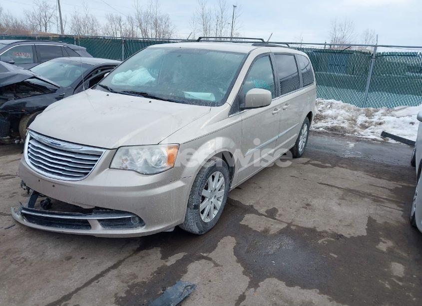 Photo 2 of 2013 Chrysler Town & COUNTRY TOURING (VIN 2C4RC1BG7DR708692)