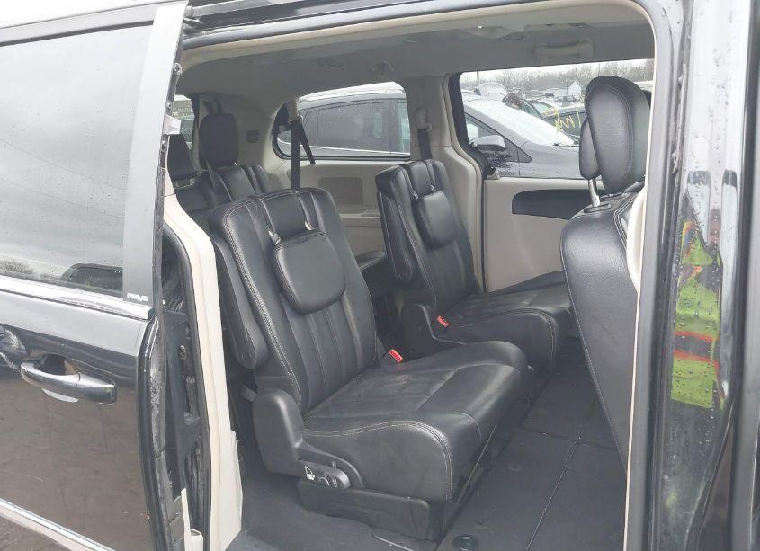 Photo 8 of 2013 Chrysler Town & COUNTRY TOURING (VIN 2C4RC1BG7DR734239)