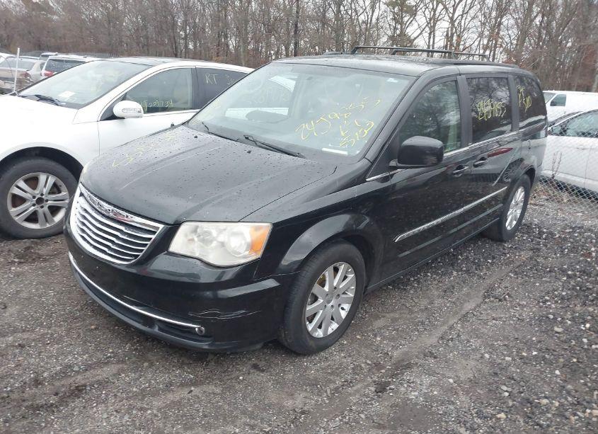 Photo 2 of 2013 Chrysler Town & COUNTRY TOURING (VIN 2C4RC1BG7DR774787)