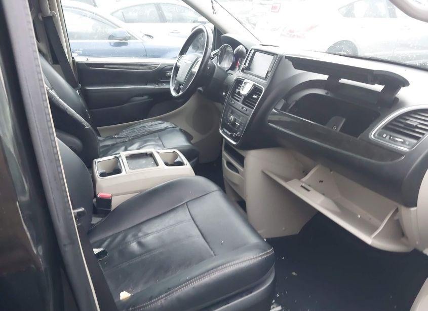 Photo 5 of 2013 Chrysler Town & COUNTRY TOURING (VIN 2C4RC1BG7DR774787)