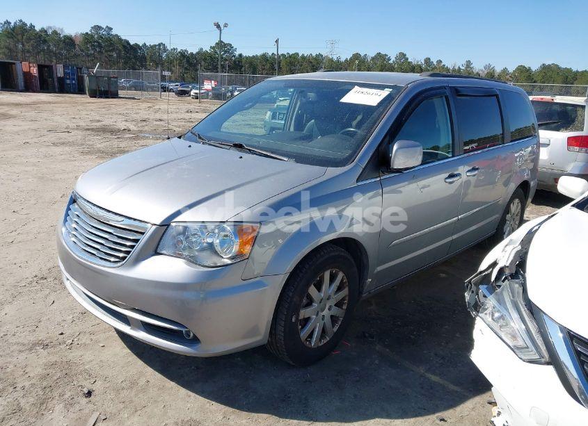 Photo 2 of 2013 Chrysler Town & COUNTRY TOURING (VIN 2C4RC1BG7DR797650)