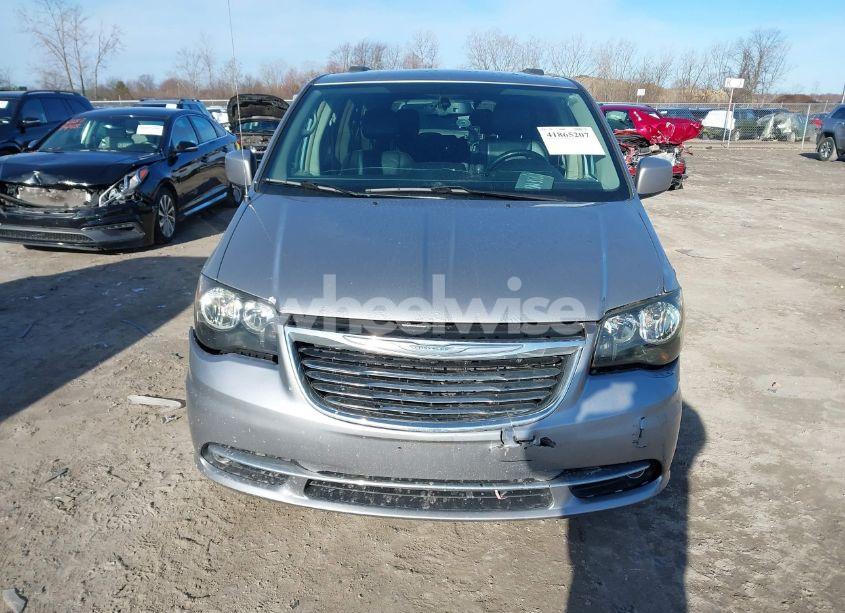 Photo 12 of 2014 Chrysler Town & COUNTRY TOURING (VIN 2C4RC1BG7ER125752)