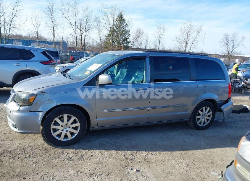 Photo 14 of 2014 Chrysler Town & COUNTRY TOURING (VIN 2C4RC1BG7ER125752)