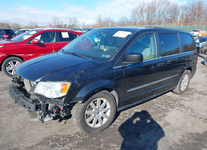 Photo 2 of 2014 Chrysler Town & COUNTRY TOURING (VIN 2C4RC1BG7ER164616)